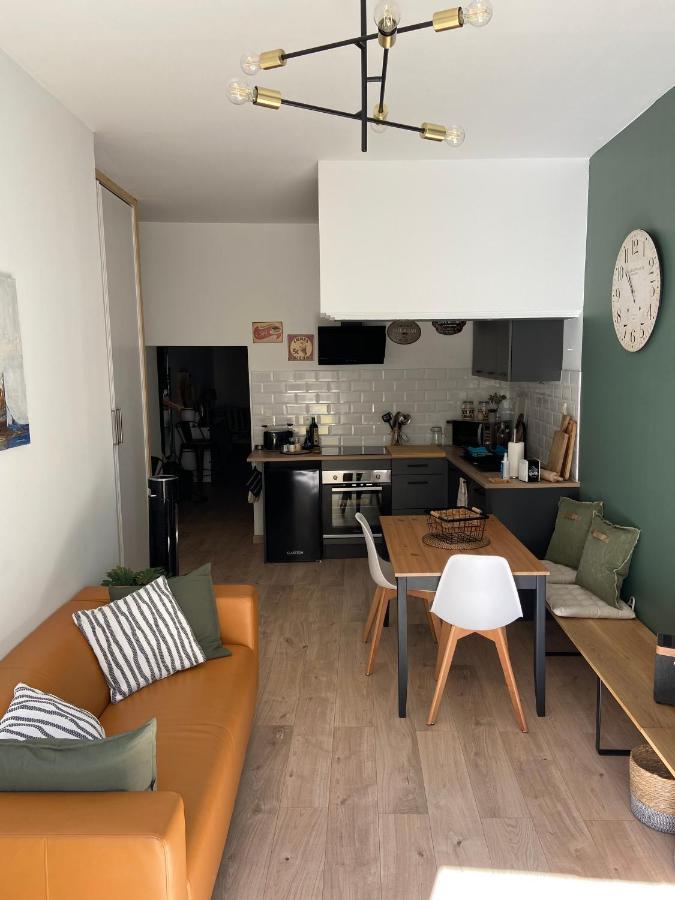 Appartement Cosy Plein Centre De Сет Экстерьер фото
